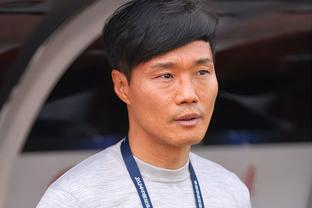Lão tướng Uông Tung tuyên bố gia nhập Thạch Gia Trang, tiếp tục mặc áo số 33.